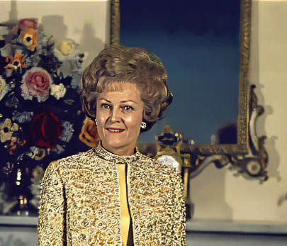 Pat Ryan Nixon
(Richard Nixon)